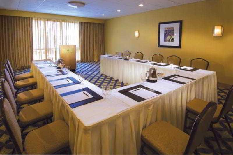 Renaissance Chicago O'Hare Suites Hotel Rosemont Facilities photo
