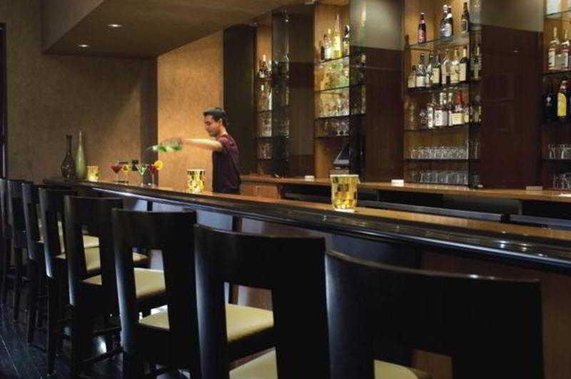 Renaissance Chicago O'Hare Suites Hotel Rosemont Restaurant photo