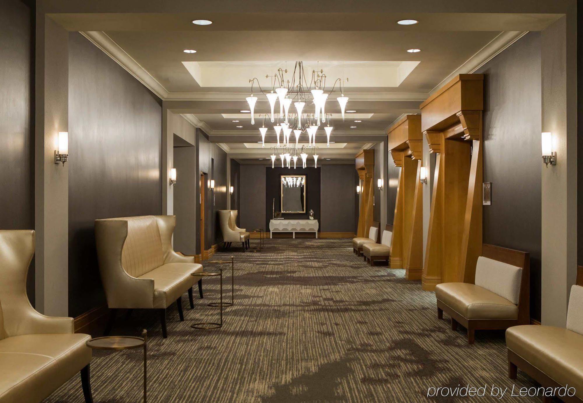Renaissance Chicago O'Hare Suites Hotel Rosemont Exterior photo