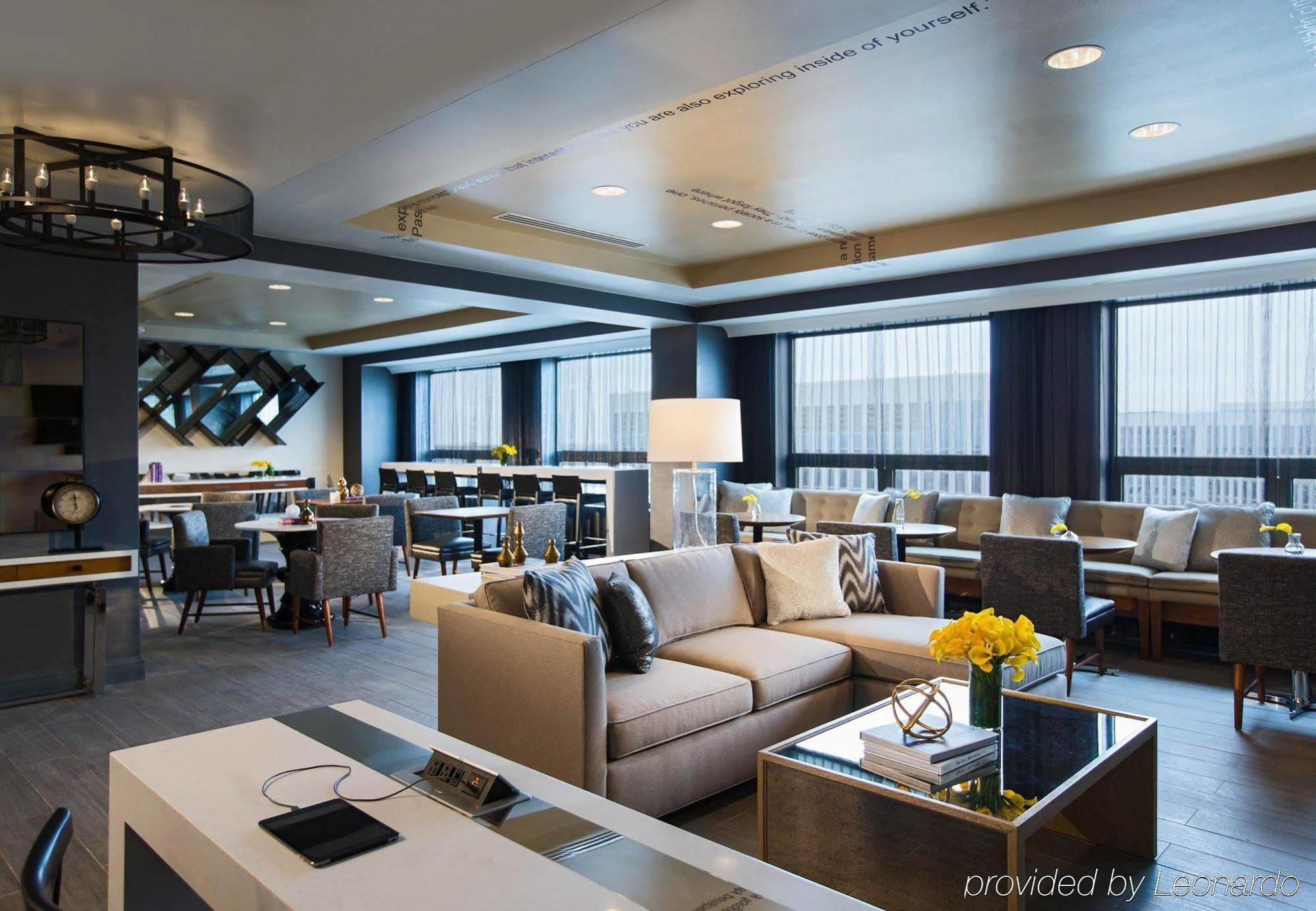 Renaissance Chicago O'Hare Suites Hotel Rosemont Exterior photo